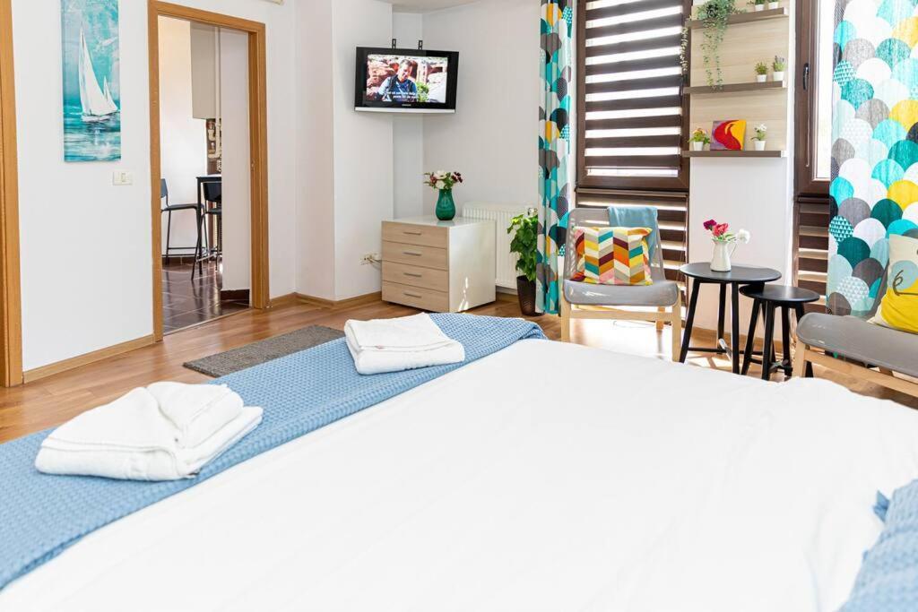 Central Studio Bucur Бухарест Экстерьер фото
