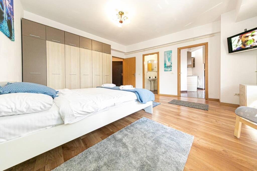 Central Studio Bucur Бухарест Экстерьер фото